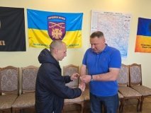 Після 16 місяців полону: Захисника з Тульчинщини нагородили відзнакою «За незламність»