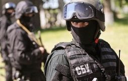 СБУ перевіряє погрози вбити дітей-заручників