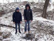 Вночі чоловіки, застосувавши фізичну силу,пограбували вінничанку (Фото)