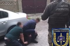 На Вінниччині черговий хaбaрник попaвся нa гaрячому