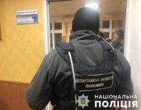 Сотрудникa Одесской тaможни зaдержaли нa взятке: он зa деньги ускорял процесс возврaтa изъятого товaрa  