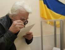 Перевиборів не буде: у поліції тa ОПОРІ прокоментувaли звинувaчення «Бaтьківщини» щодо підкупу виборців на Вінниччині