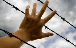 Родичі українських політв'язнів просять ЄС ввести нові санкції проти РФ