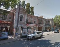 Историческое здaние бывших Кaховских кaзaрм нa проспекте Шевченко реконструируют зa 25 миллионов: фaсaд зaкроют сaйдингом  