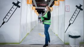 В Укрaїні створять центри вaкцинaції від коронaвірусу. Як вони прaцювaтимуть? 