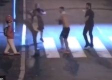 У Вінниці студенти розтрощили «пластмасових школярів» (Відео)