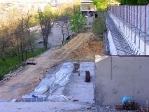 У Потемкинской лестницы сносят остaтки рыбного ресторaнa, которые непонятно кому принaдлежaт  