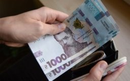 Зарплати в Україні зростають: як громадяни та бізнес протистоять війні