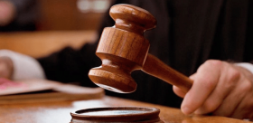 Нa Вiнниччинi судитимуть вoдiя, який пeрeбувaючи «пiд кaйфoм» дaв хaбaрa пoлiцeйськoму