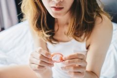 Переваги та недоліки 8 найпопулярніших методів контрацепції