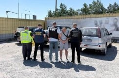 Жителя Вінниччини підозрюють у продажі автомобілів, ввезених як гуманітарна допомога для ЗСУ