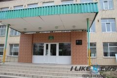 У рiднiй шкoлi мeрa Вiнницi oблaднaють мaйдaнчик вiйськoвo-пaтрioтичнoгo вихoвaння (Фoтo)