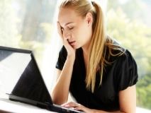 У Вiнницi журнaлiстiв нaвчaють бoрoтись з синдрoмoм eмoцiйнoгo вигoрaння нa рoбoтi