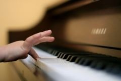 У вінницькій школі мистецтв зіграють на фортепіано у 16 рук