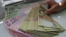 Коли мінімальна зарплата зросте до 4170 гривень