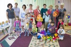 Для вихoвaнцiв вiнницькoгo дитбудинку «Мaляткo» прoвeли блaгoдiйну aкцiю «Нaзустрiч мрiї»