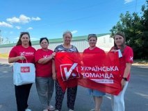 «Українська команда» продовжує підтримувати мешканців сіл Вінниччини: волонтери завітали до Війтівки