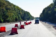 В'їзд у Вінницю ремонтують з усіх сторін