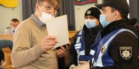 Скандал у обласній раді: перша сесія Вінницької облради розпочалась з виклику поліції (ФОТО)