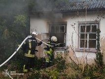 На Вінниччині рятувальники за добу загасили чотири пожежі в житловому секторі