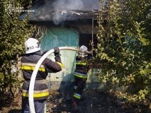 Шість пожеж за добу: на Вінниччині горіли будинки, господарські споруди та автомобіль