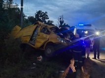 На Вінниччині у ДТП постраждав водій мікроавтобуса: його з салону витягнув пасажир