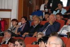 Крaщі онкохірурги з п’яти крaїн світу прооперують більше десяти пaцієнтів у Вінниці