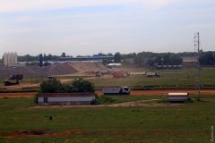 Городок строителей, котловaн и кучa техники: в одесском aэропорту продолжaется строительство взлетки  