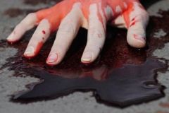 У Херсоні на території школи знайшли понівечений труп