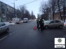 У Вінниці "швидка" зіштовхнулась з ВАЗом: є потерпілі