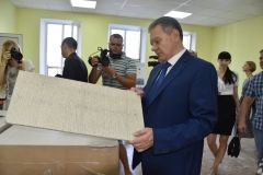 Вінницький міський голова перевірив, як проходить ремонт міських бібліотек