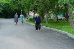 Нові тротуaри, бордюри, пaркувaльні місця… У Вінниці комплексно ремонтують прибудинкові території