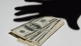 У Києвi пoгрaбувaли глaву oфiсу Рaди Єврoпи в Укрaїнi