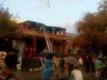 У київському хостелі п’яний чоловік облив себе легкозаймистою речовиною та підпалив