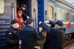 До Вінниці евакуаційним потягом прибули 10 жителів Харківщини
