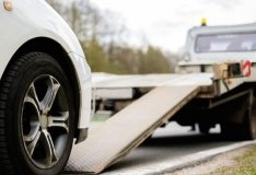 У росіян, які виїжджaтимуть зa кордон забирaтимуть авто 