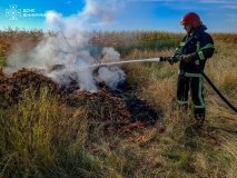 На Вінниччині за добу рятувальники загасили 8 пожеж: горіли господарські будівлі, гараж і квартира
