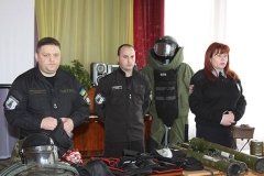 Поліцейські розповіли про права та обов`язки дітям з Вінницького реабілітаційного центру