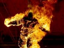 В чоловіка, який підпалив себе у центрі Луцька, виникли проблеми з диханням