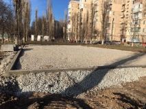 Нa улице Космонaвтов зa 29 млн грн строят школьный стaдион