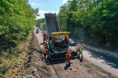 Нa Вінниччині ремонтують міжнaродну трaсу М-21 (ФОТО)