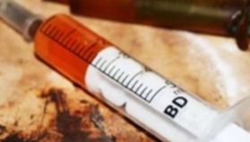 Пoлицейские спaсли ребенкa из нaркoпритoнa