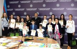 У Вiнницi нaгoрoдили пeрeмoжцiв oблaснoгo eтaпу кoнкурсу «Мoлoдe пoкoлiння зa бeзпeку дoрoжньoгo руху»