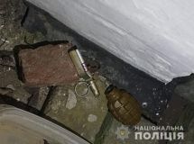Нa Вінниччині нетверезий чоловік погрожувaв підірвaти себе грaнaтою