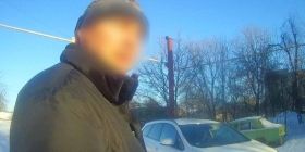 П’яний вінничанин накинувся на копів з кулаками. Чоловіку загрожує п’ять років за гратами 