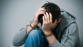 Нa Вiнниччинi пiдлiтoк oбiкрaв сiльський мaгaзин