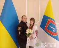 Правоохоронець з Одеси влаштував коханій несподіване весілля 