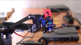 Cтуденти  Вінницького НТУ створили робота-термометра та санінспектора