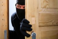 Закарпатець обікрав будинок у Тернополі