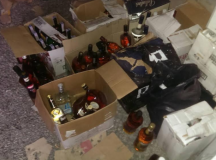 Вінничанин зберігав у своєму гаражі понад 1300 літрів фальсифікованого алкоголю (Фото)